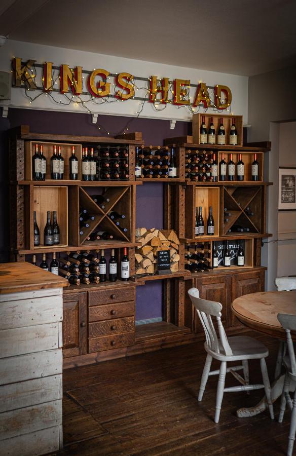 와이 The Kings Head B&B 외부 사진