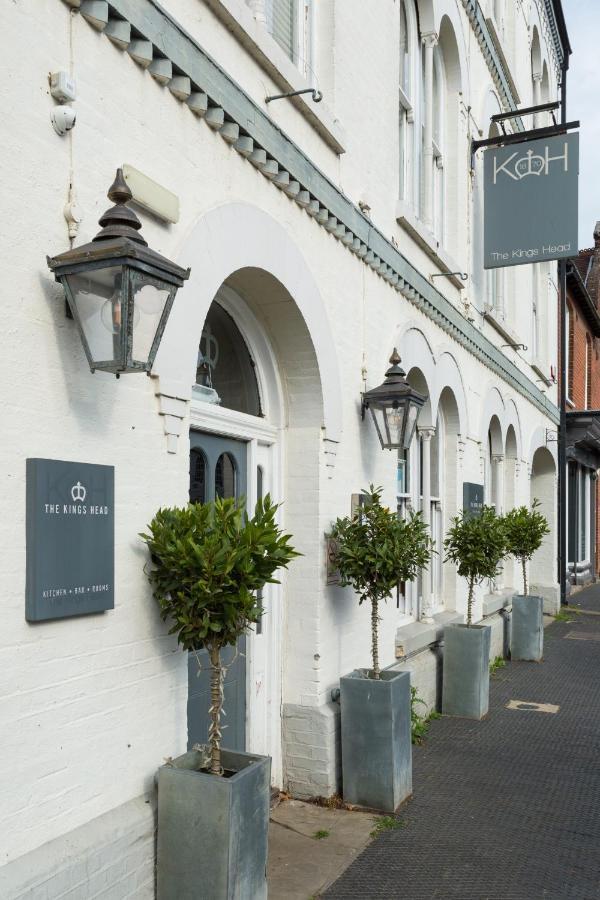 와이 The Kings Head B&B 외부 사진